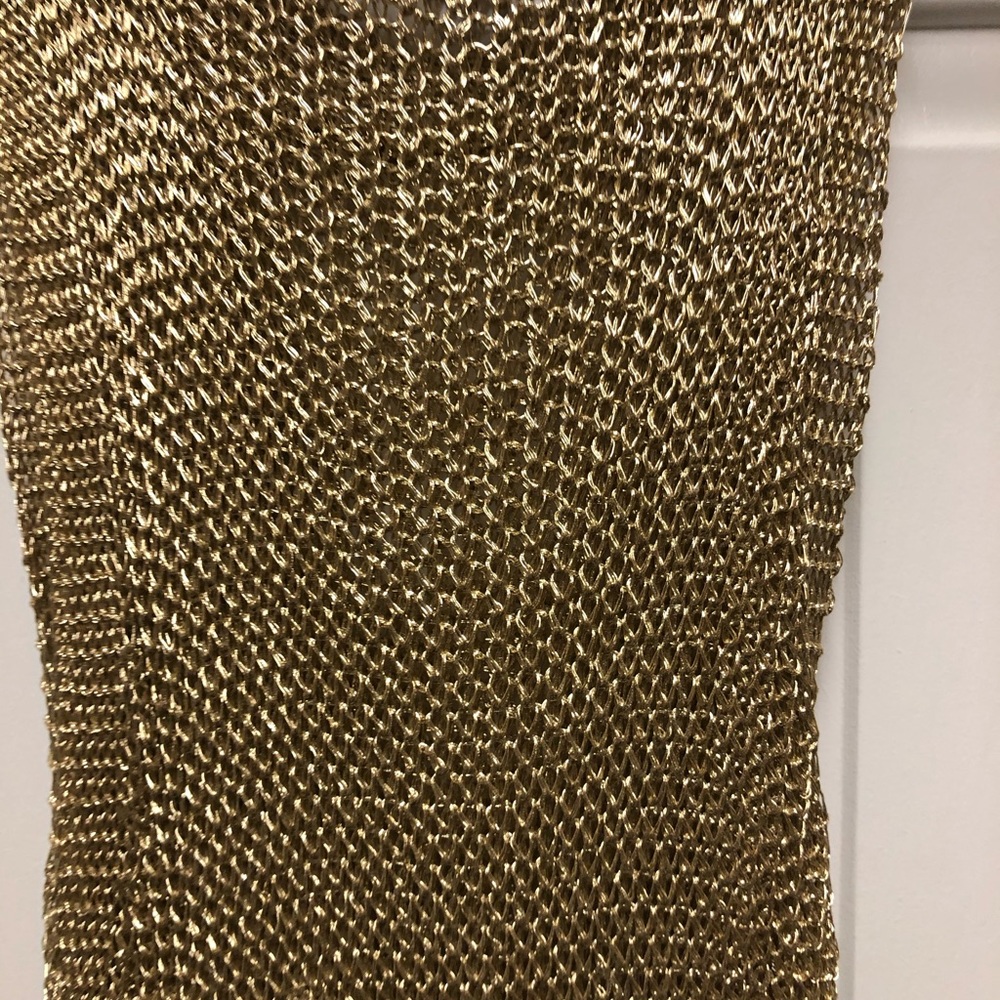 Top dress - Picture 4 of 5